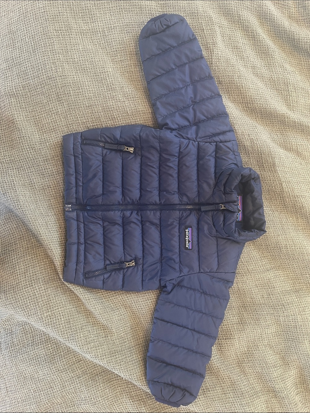 Patagonia Kids Puff Jacket in Navy Blue